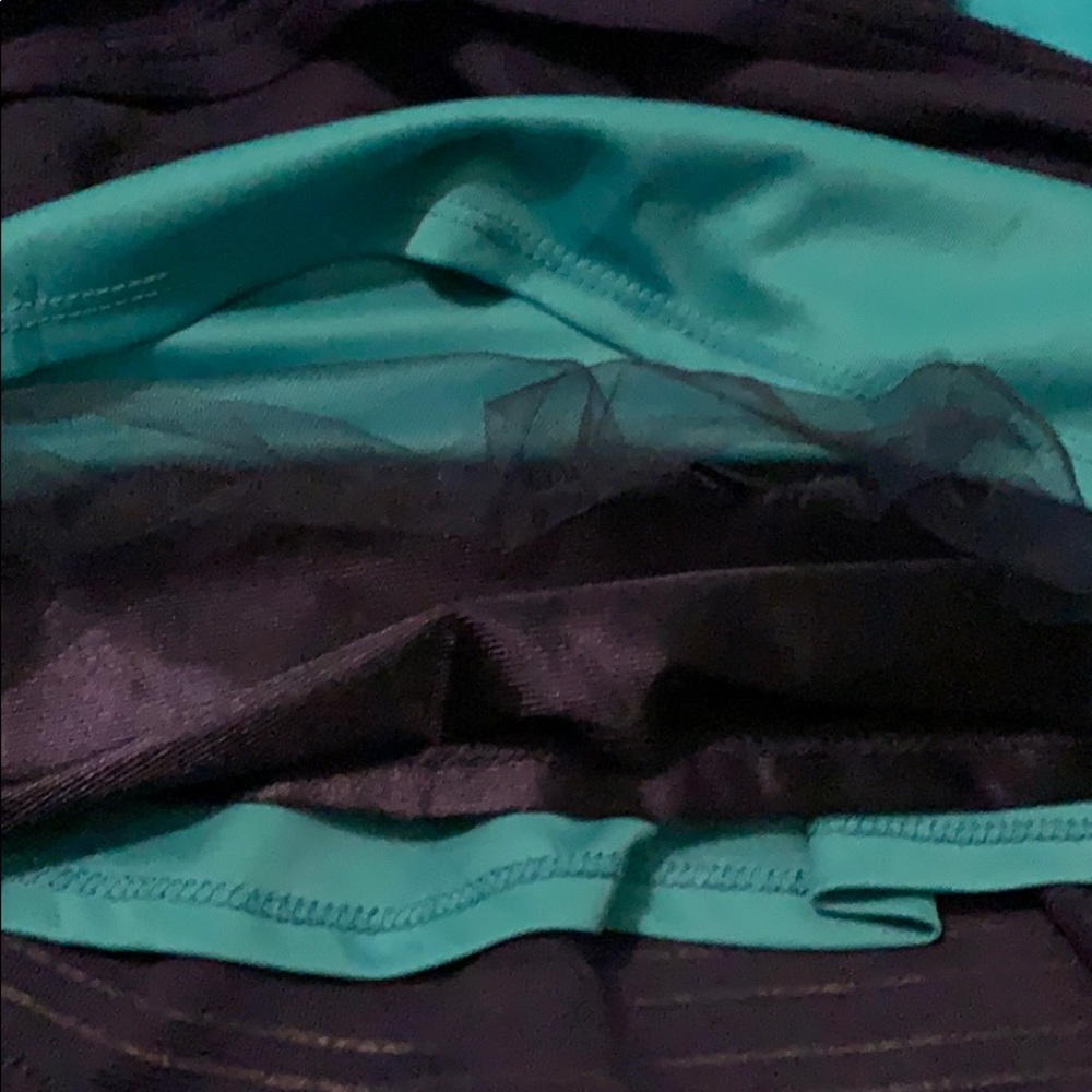 Dress - Picture 2 of 8